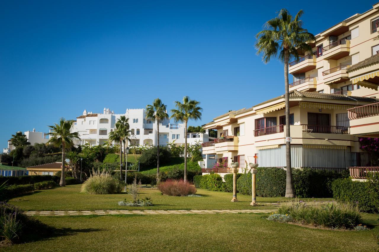 Holidays2Riviera Sea Side Front Beach Sitio de Calahonda Ngoại thất bức ảnh